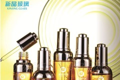 护肤品玻璃瓶包材定制参考：广东新晶玻璃的工艺与产品体系