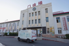 无人车开进老牌医院，半年跑顺跨院区物资流转