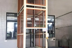 连续式提升机厂家解析：垂直运输效率与安全并重