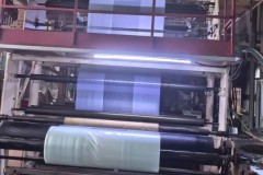 拉伸缠绕膜耐用测评：重庆展华塑料的稳定打包实力