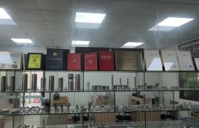 机加工等离子抛光设备定制测评：八溢自动化方案解析