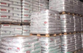 拜耳高温PC1895：灯罩变形难题的专业解决方案