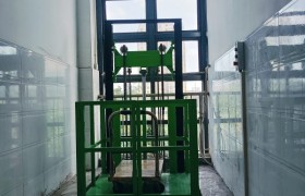 工业仓储防偏载拉缸货梯｜低土建投入降本增效实践方案